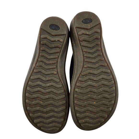 UGG Slip On Mules Clogs Womens 9 Black Suede Shearling Embroidered Bohemian Boho - Picture 8 of 10